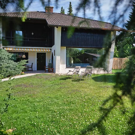 Bruni Apartmán *